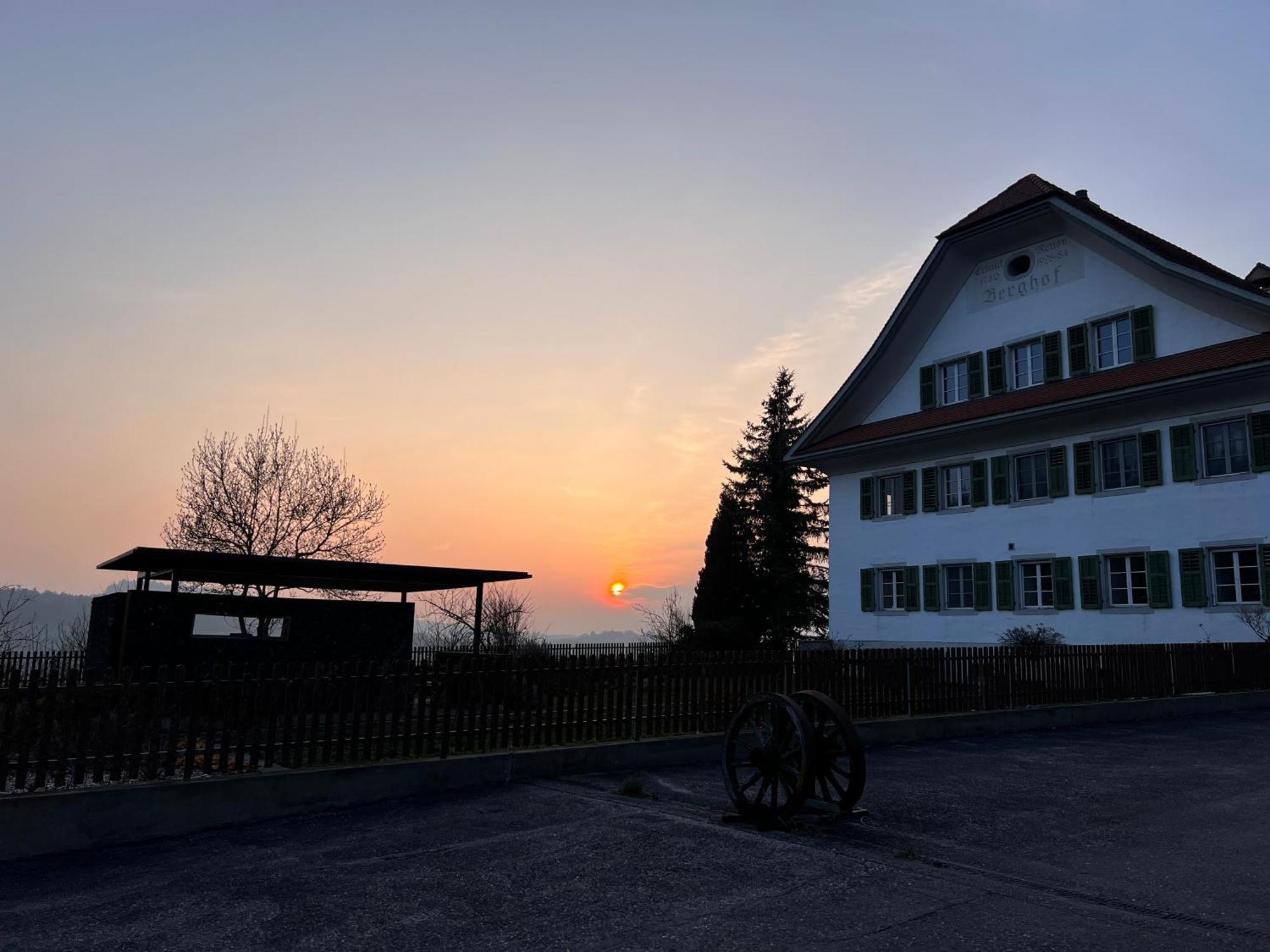 Bed and Breakfast Berghof Erlebnis Ag Pfaffnau Экстерьер фото