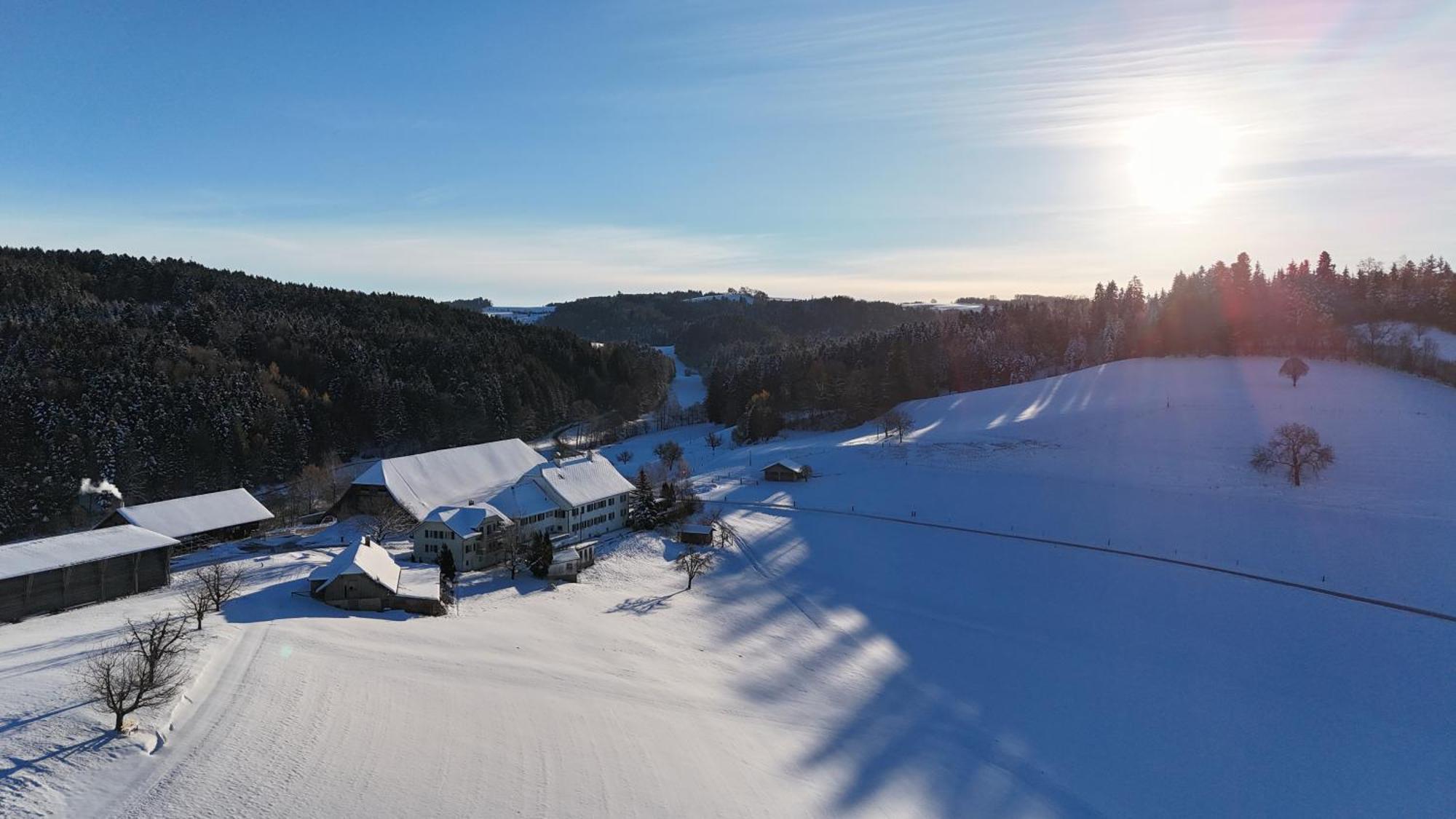 Bed and Breakfast Berghof Erlebnis Ag Pfaffnau Экстерьер фото